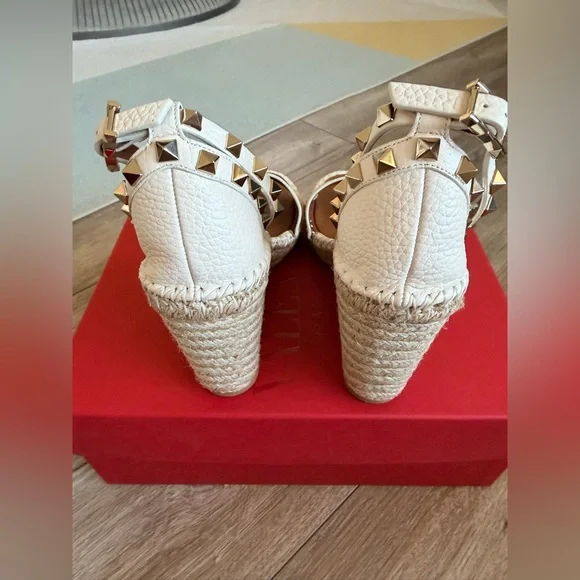 Valentino Double Rockstud Grainy Calfskin Wedge Sandal - Picture 6 of 9